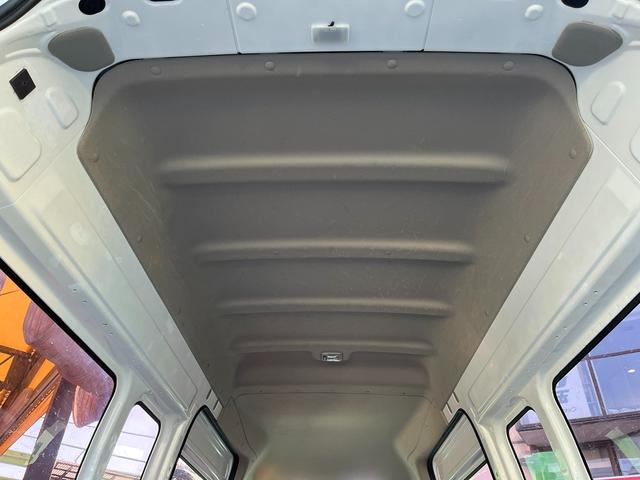 NV350キャラバンバン スーパーロングDXターボ ディーゼル4WD ハイルーフ 3人乗り登録 アラウンドビューモニター 社外ナビ エマージェンシーブレーキ 横滑り防止 電格ミラー(60枚目)