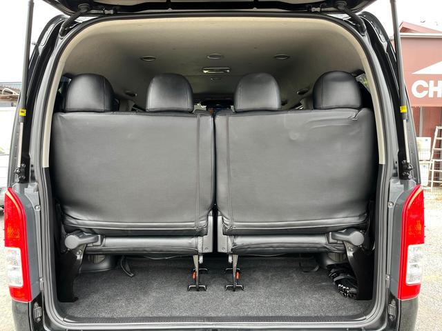 ハイエースワゴン ＧＬ　６型ファインテックツアラー　１０人乗り　１１インチナビ　フリップダウンモニター　電動スライドドア　モデリスタエアロ　１５インチアルミホイール　ＬＥＤフォグ　レザー調シートカバー　バックカメラ　ＥＴＣ（10枚目）
