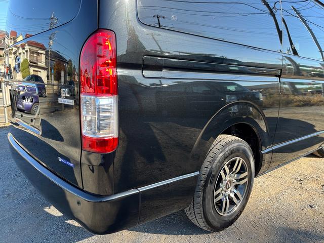 ハイエースワゴン ＧＬ　６型ファインテックツアラー　１０人乗り　１１インチナビ　フリップダウンモニター　電動スライドドア　モデリスタエアロ　１５インチアルミホイール　ＬＥＤフォグ　レザー調シートカバー　バックカメラ　ＥＴＣ（53枚目）