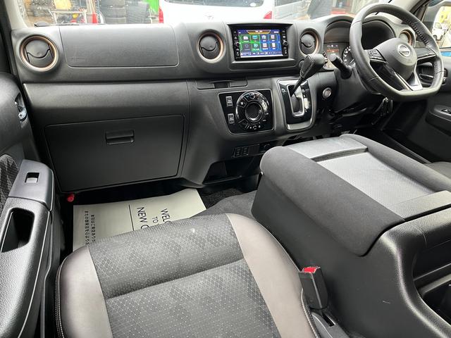 キャラバン ロンググランドプレミアムＧＸ　ワンオーナー　ディーゼル４ＷＤ　全方位運転支援システム　純正ナビ　アランドビューモニター　前後ソナー　インテリジェントルームミラー　リモコンスターター　ナビ連動Ｄレコ　シートヒーター　１５インチアルミ（8枚目）