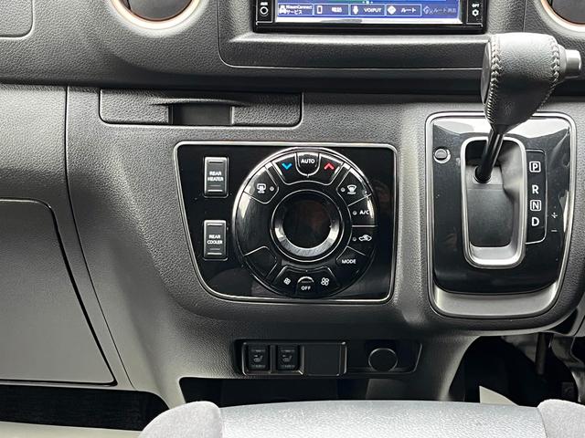 キャラバン ロンググランドプレミアムＧＸ　ワンオーナー　ディーゼル４ＷＤ　全方位運転支援システム　純正ナビ　アランドビューモニター　前後ソナー　インテリジェントルームミラー　リモコンスターター　ナビ連動Ｄレコ　シートヒーター　１５インチアルミ（22枚目）