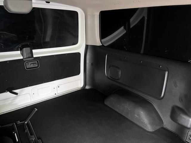 キャラバン ロンググランドプレミアムＧＸ　ワンオーナー　ディーゼル４ＷＤ　全方位運転支援システム　純正ナビ　アランドビューモニター　前後ソナー　インテリジェントルームミラー　リモコンスターター　ナビ連動Ｄレコ　シートヒーター　１５インチアルミ（62枚目）