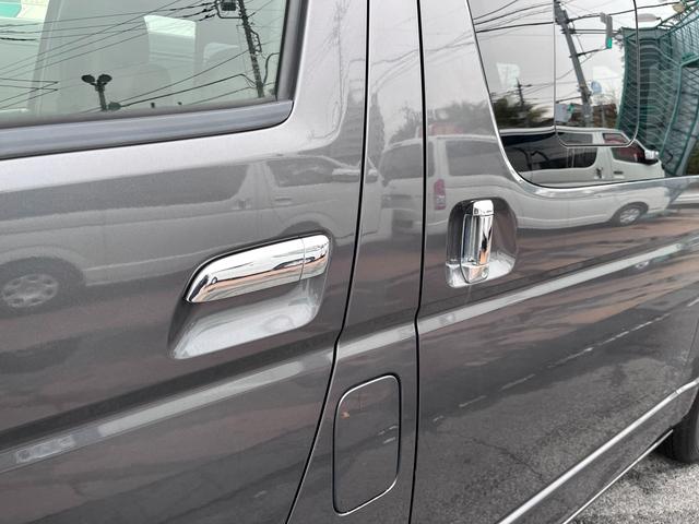 レジアスエースバン ロングスーパーＧＬ　４型　純正ナビ　バックカメラ　ＥＴＣ　ＬＥＤライト　Ｆエアロ　ブラックグリル　ウインカーミラー　イージークローザー　スライド窓　プライバシーガラス　ドラレコ付きデジタルルームミラー（37枚目）