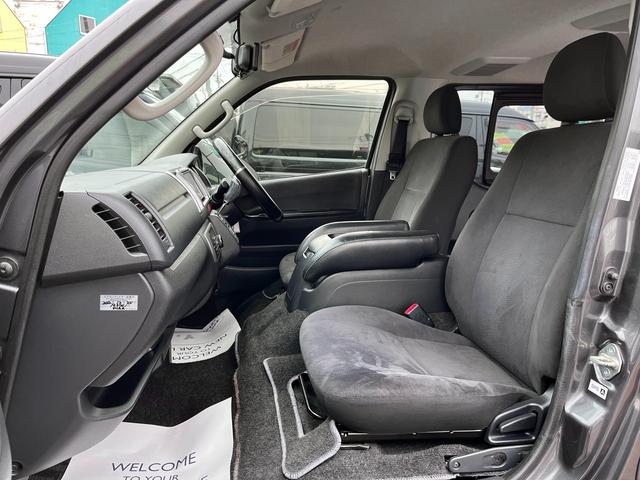 レジアスエースバン ロングスーパーＧＬ　４型　純正ナビ　バックカメラ　ＥＴＣ　ＬＥＤライト　Ｆエアロ　ブラックグリル　ウインカーミラー　イージークローザー　スライド窓　プライバシーガラス　ドラレコ付きデジタルルームミラー（70枚目）