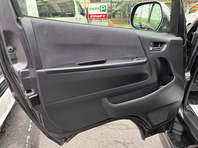 レジアスエースバン ロングスーパーＧＬ　４型　純正ナビ　バックカメラ　ＥＴＣ　ＬＥＤライト　Ｆエアロ　ブラックグリル　ウインカーミラー　イージークローザー　スライド窓　プライバシーガラス　ドラレコ付きデジタルルームミラー（75枚目）