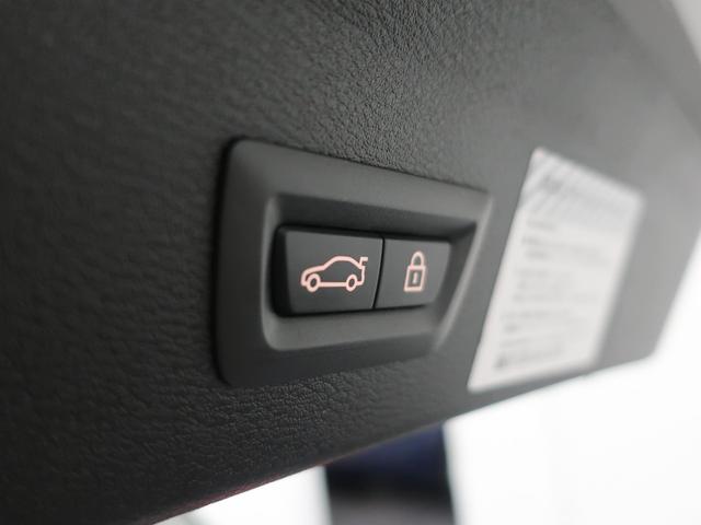 xDrive 18d 1オーナー 衝突回避軽減ブレーキ バックカメラ コーナーセンサー LEDヘッドライト 電動リアゲート スマートキー プッシュエンジンスタート ミラー内蔵型ETC オプションカラー ウィンカーミラー(13枚目)