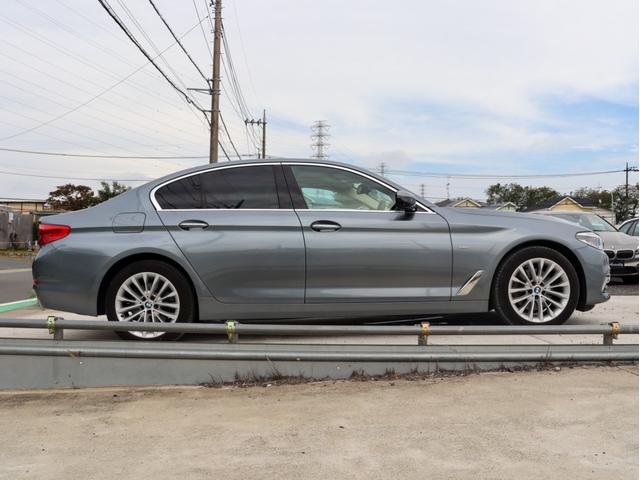 BMW 5 SERIES 523i LUXURY