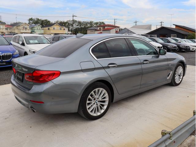 BMW 5 SERIES 523i LUXURY