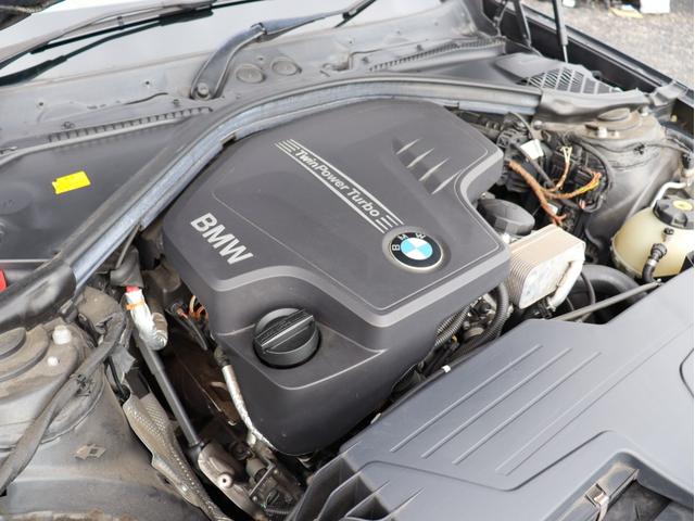 3シリーズ 328iグランツーリスモ モダン パノラマサンルーフ オイスターレザー フルセグTV HDDナビ Bカメラ PDC キセノンヘッドライト スマートキー シートヒーター プッシュエンジンスタート ミラーETC クルーズコントロール(13枚目)