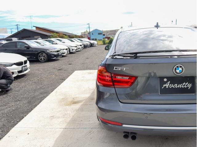 3シリーズ 328iグランツーリスモ モダン パノラマサンルーフ オイスターレザー フルセグTV HDDナビ Bカメラ PDC キセノンヘッドライト スマートキー シートヒーター プッシュエンジンスタート ミラーETC クルーズコントロール(70枚目)