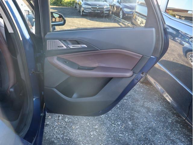 車両販売以外にも整備や車検、鈑金、ドラレコや社外ナビ取り付け、ガラスコーティング施工なども専門店ならではの安心価格にて対応可能です。