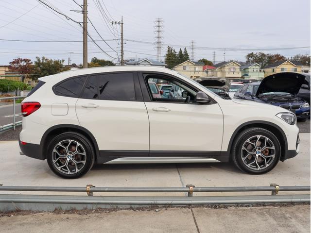 X1 xDrive 18d xライン ハーフレザーシート・純正HDDナビゲーション・ミラーETC・Bカメラ・PDCセンサー・ドライビングアシスト・パーキングアシスト・LEDヘッドライトフォグ・電動Rゲート・コンフォートA・Mパワーシート(10枚目)