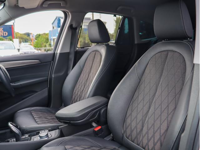 X1 xDrive 18d xライン ハーフレザーシート・純正HDDナビゲーション・ミラーETC・Bカメラ・PDCセンサー・ドライビングアシスト・パーキングアシスト・LEDヘッドライトフォグ・電動Rゲート・コンフォートA・Mパワーシート(23枚目)