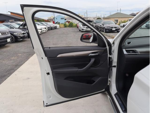 X1 xDrive 18d xライン ハーフレザーシート・純正HDDナビゲーション・ミラーETC・Bカメラ・PDCセンサー・ドライビングアシスト・パーキングアシスト・LEDヘッドライトフォグ・電動Rゲート・コンフォートA・Mパワーシート(33枚目)