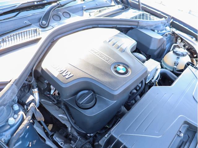 ２シリーズ ２２０ｉカブリオレ　ラグジュアリー　オイスターレザーシート、シートヒーター、Ｍパワーシート、クルーズコントロール、キセノンヘッドライト＆フォグランプ、ミラーＥＴＣ、Ｂカメラ＆ＰＤＣ、コンフォートアクセス、Ｂｌｕｅｔｏｏｔｈオーディオ（13枚目）