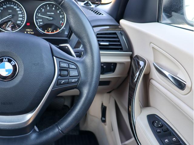 ２シリーズ ２２０ｉカブリオレ　ラグジュアリー　オイスターレザーシート、シートヒーター、Ｍパワーシート、クルーズコントロール、キセノンヘッドライト＆フォグランプ、ミラーＥＴＣ、Ｂカメラ＆ＰＤＣ、コンフォートアクセス、Ｂｌｕｅｔｏｏｔｈオーディオ（52枚目）