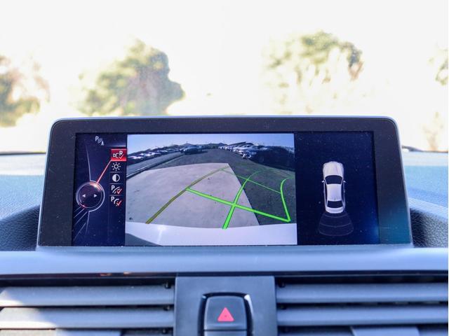 2シリーズ 220iクーペ Mスポーツ 赤本革 ドライビングアシスト HDDナビ Bカメラ コーナーセンサー キセノンヘッドライト スマートキー クルーズコントロール ミラーETC プッシュエンジンスタート シートヒーター MスポーツAW(21枚目)