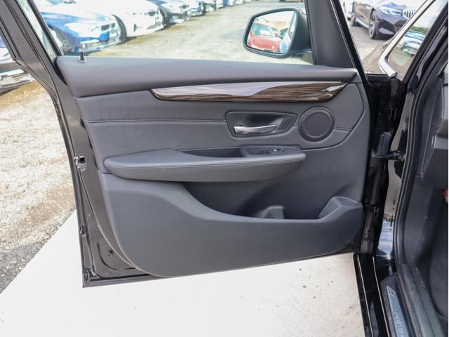 ���Ѓz�[���y�[�W�ɂč݌Ɏԏ���e��Z�[���̂��ē��A�[�ԃ��|�[�g�Ȃǔz�M���Ă���܂��B