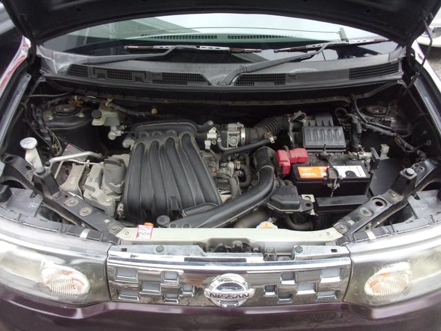 キューブ １５Ｇ　スタイリッシュガラスルーフ　２オーナー　記録簿　禁煙車　ナビ　ワンセグ　ブルートゥース　ステアリングリモコン　バックカメラ　ＥＴＣ　ドラレコ前後　スマートキー　ＬＥＤライト＆フォグ　オプショングリル（5枚目）