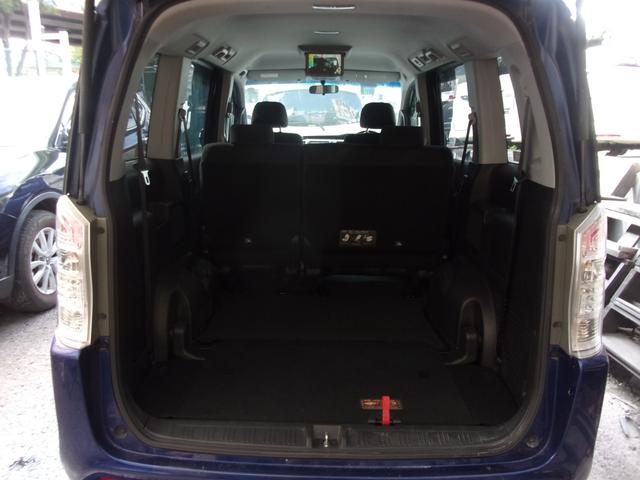 ステップワゴンスパーダ Ｚ　１オーナー　禁煙車　ナビ　地デジ　後席フリップダウン　マルチビューカメラ　ステアリングリモコン　ＥＴＣ　スマートキー　両側パワースライド　オートライト　ディスチャージ　フォグ　純正ＬＥＤデイライト（31枚目）