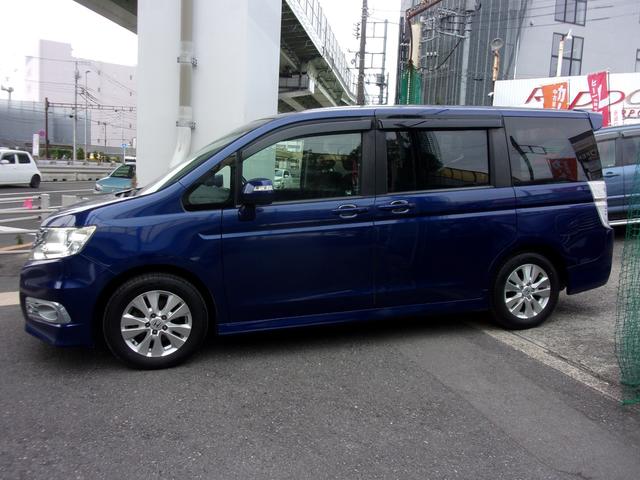 ステップワゴンスパーダ Ｚ　１オーナー　禁煙車　ナビ　地デジ　後席フリップダウン　マルチビューカメラ　ステアリングリモコン　ＥＴＣ　スマートキー　両側パワースライド　オートライト　ディスチャージ　フォグ　純正ＬＥＤデイライト（40枚目）