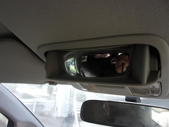 ステップワゴン Ｇ　ＬＳパッケージ　４ＷＤ　１オーナー　記録簿　禁煙車　ナビ　ワンセグ　ＵＳＢ入力　バックカメラ　ＥＴＣ　キーレス　イモビライザー　左パワースライドドア　ディスチャージ　フォグ　純正エアロ　社外アルミホイール（21枚目）