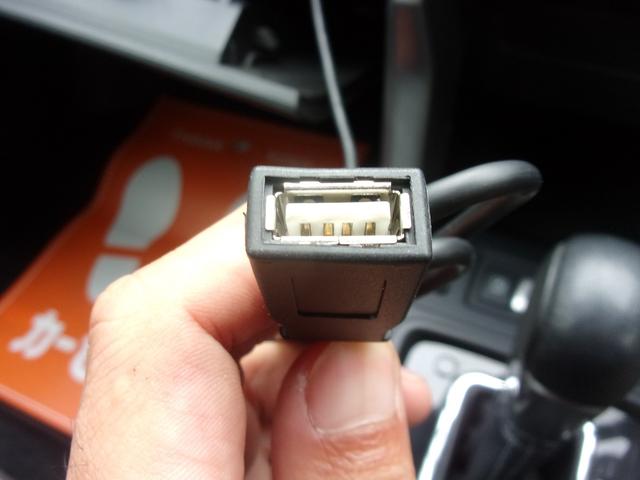 フォレスター ２．０ｉ－Ｓ　アイサイト　本革シート　１オーナー　禁煙車　ナビ　地デジ　ブルートゥース　ＥＴＣ　スマートキー　オートライト　ディスチャージ　前後フォグ　シートヒーター　パワーシート　パワーテールゲート　アダプティブクルーズ（12枚目）