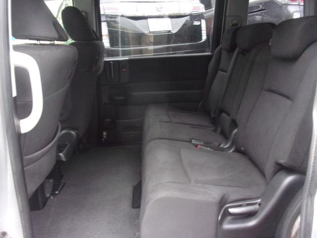 ステップワゴンスパーダ Ｚ　クルーズコントロール　１オーナー　記録簿　ギャザズ９インチナビ　地デジ　ブルートゥース　ステアリングリモコン　バックカメラ　ＥＴＣ　スマートキー　両側パワースライド　オートライト　ディスチャージ　ＡＷ（28枚目）