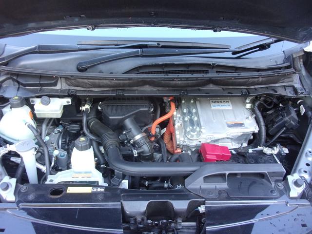 セレナ e-パワー XV プロパイロット 1オーナー 記録簿 禁煙車 10インチナビ 地デジ ブルートゥース アラウンドビュー ETC ドラレコ前後 シートバックテーブ 両側オート オートライト LEDライト フォグ 純正AW(5枚目)