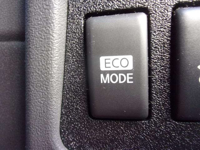 デュアリス ２０Ｇ　ＦＯＵＲ　切り替え式４ＷＤ　ガラスルーフ　ワンオーナー　禁煙車　ナビ　地デジ　ブルートゥース　ＥＴＣ　ユピテルドライブレコーダー前後　スマートキー　オートライト　キセノン　フォグライト　トノカバー　純正１７ＡＷ（19枚目）