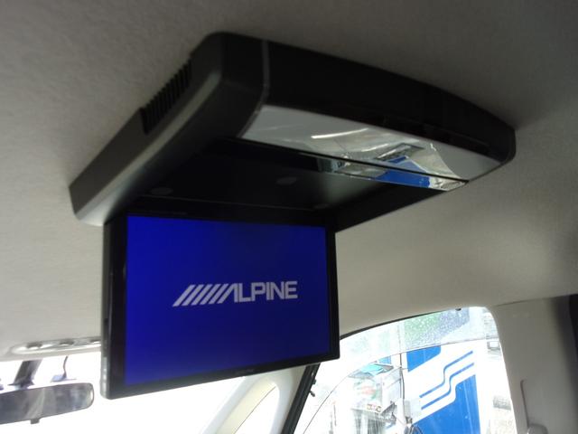セレナ ライダー　ブラックライン　Ｓ－ハイブリッド　１オーナー　禁煙車　８インチナビ　地デジ　ブルートゥース　アルパインフリップダウン　バックカメラ　ＥＴＣ　スマートキー　クルコン　両側パワースライド　オートライト　キセノン　フォグ　オーテックアルミ（13枚目）