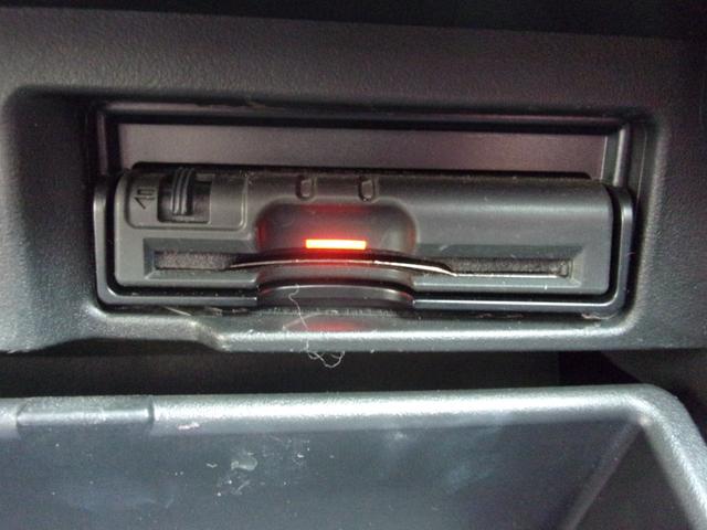 セレナ ライダー　ブラックライン　Ｓ－ハイブリッド　１オーナー　禁煙車　８インチナビ　地デジ　ブルートゥース　アルパインフリップダウン　バックカメラ　ＥＴＣ　スマートキー　クルコン　両側パワースライド　オートライト　キセノン　フォグ　オーテックアルミ（17枚目）