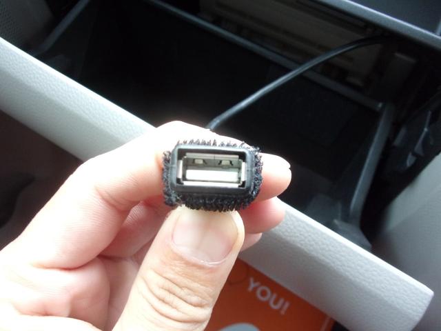 デイズルークス Ｘ　エマージェンシーブレーキ　１オーナー　記録簿　禁煙車　ナビ　地デジ　ブルートゥース　アラウンドビューモニター　ＥＴＣ　スマートキー　左パワースライド　シートバックテーブル　収納式ロールブラインド（12枚目）