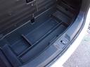ラゲッジルーム床下収納。