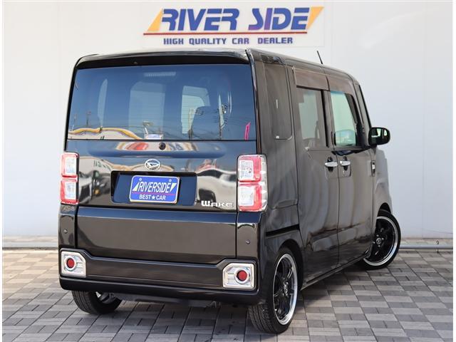 GターボSAII SDフルセグナビDVD再生バックカメラETC後席フリップダウンモニター 社外16インチアルミ 車高調 LEDヘッドライト 衝突被害軽減システム(7枚目)