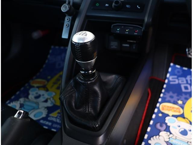 α　ワンオーナー車　ロッソモデロマフラー　社外１５／１６インチホイール　６速マニュアル　純正ディスプレイ　Ｂｌｕｅｔｏｏｔｈ　バックカメラ　ＨＤＭＩ入力　ＥＴＣ　クルーズコントロール　ＬＥＤヘッドライト(17枚目)