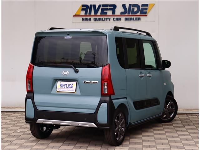 タント ファンクロスターボリミテッド 禁煙車 記録簿 登録/届出済未使用車 アイドリングストップ 衝突被害軽減システム 両側電動スライド(3枚目)