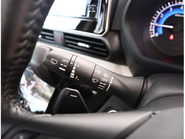 デリカミニ T ワンオーナー 禁煙車 記録簿 アイドリングストップ 衝突被害軽減システム バックカメラ ナビ&TV 電動スライドドア(17枚目)