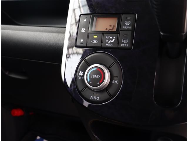 タント カスタムRS トップエディションSAIII 記録簿 アイドリングストップ 衝突被害軽減システム バックカメラ ナビ&TV DVD再生 両側電動スライド(16枚目)