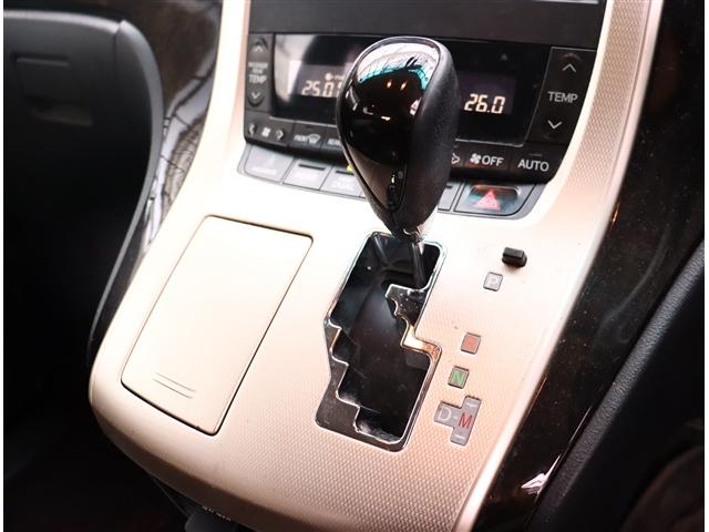 ヴェルファイア ２．４Ｚ　ゴールデンアイズ　バックカメラ　ナビ＆ＴＶ　ＤＶＤ再生　両側電動スライド（10枚目）