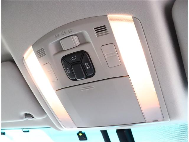 ヴェルファイア ２．４Ｚ　ゴールデンアイズ　バックカメラ　ナビ＆ＴＶ　ＤＶＤ再生　両側電動スライド（13枚目）