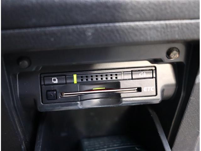 ヴェルファイア ２．４Ｚ　ゴールデンアイズ　バックカメラ　ナビ＆ＴＶ　ＤＶＤ再生　両側電動スライド（14枚目）