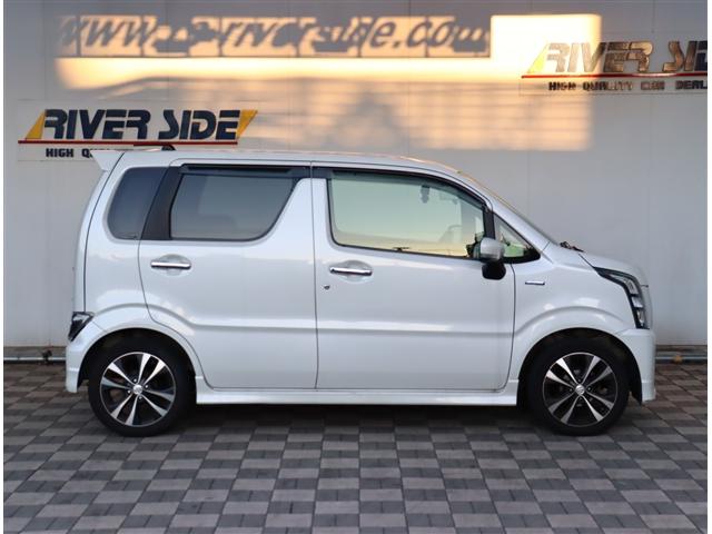 ワゴンＲスティングレー ハイブリッドＸ　アイドリングストップ　衝突被害軽減システム（2枚目）