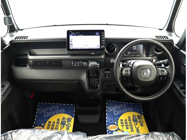 N-BOXカスタム ターボコーディネートスタイル 禁煙車 記録簿 登録/届出済未使用車 アイドリングストップ 衝突被害軽減システム バックカメラ ナビ&TV DVD再生 両側電動スライド(4枚目)