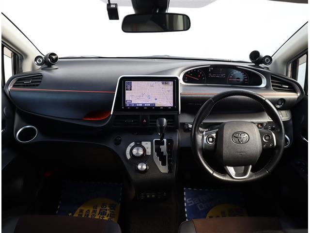 シエンタ Ｇ　クエロ　記録簿　アイドリングストップ　衝突被害軽減システム　ナビ＆ＴＶ　ＤＶＤ再生　両側電動スライド　後席モニター（4枚目）