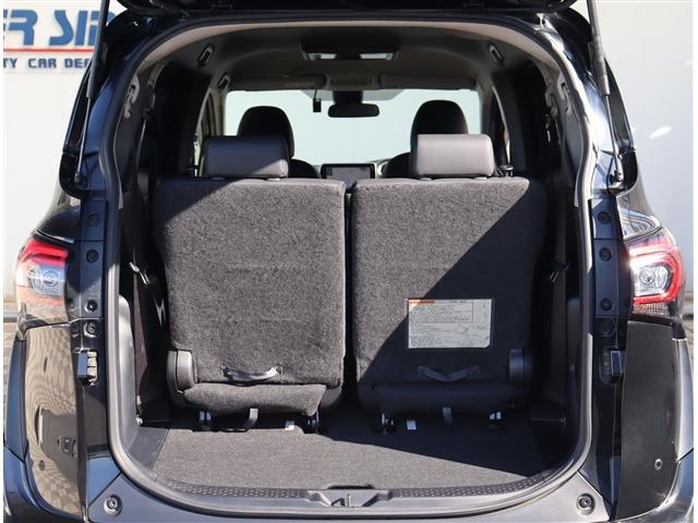 シエンタ Ｇ　クエロ　記録簿　アイドリングストップ　衝突被害軽減システム　ナビ＆ＴＶ　ＤＶＤ再生　両側電動スライド　後席モニター（8枚目）