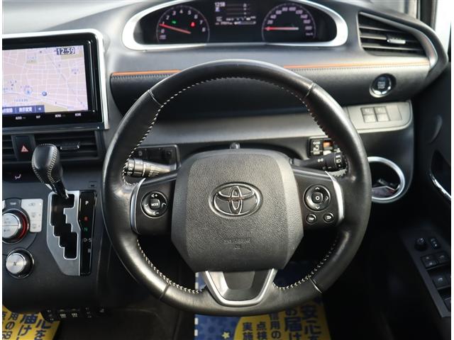 シエンタ Ｇ　クエロ　記録簿　アイドリングストップ　衝突被害軽減システム　ナビ＆ＴＶ　ＤＶＤ再生　両側電動スライド　後席モニター（15枚目）