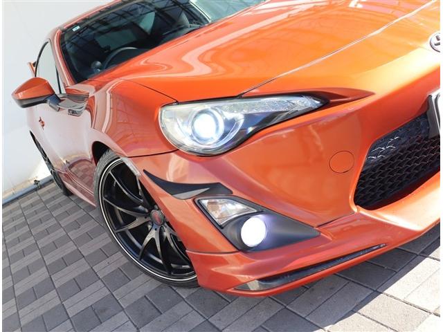 ８６ ＧＴ　６ＭＴ・モデリスタエアロ・リアウィング・ＴＲＤマフラー・ＲＡＹＳ　１９インチＡＷＴＲＤ車高調・サイバーナビ・フルセグ・ＤＶＤ・Ｂｌｕｅｔｏｏｔｈ接続・ＥＴＣ・クルーズコントロール・スマートキー（28枚目）