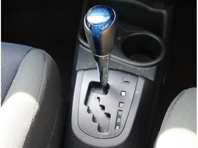 アクア Ｓ　メモリーナビ　ワンセグ　バックカメラ　キーレス　ＥＴＣ　オートＡＣ　ＡＢＳ　ＳＲＳ　ＨＩＤ（12枚目）