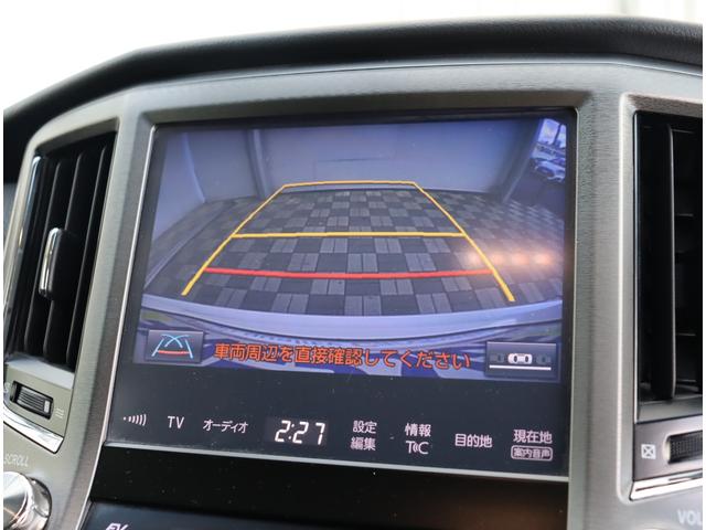クラウンハイブリッド ロイヤルサルーン メモリーナビ フルセグ バックカメラ 衝突軽減ブレーキ シートヒーター パワーシート スマートキー クルコン ETC ステリモ ステアリングヒーター ブルーレイ再生 トランクイージークローザー(13枚目)